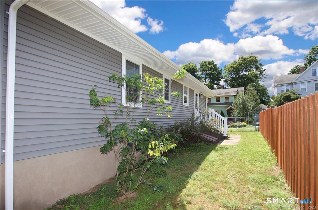 43 Treadwell Street Hamden CT 06517