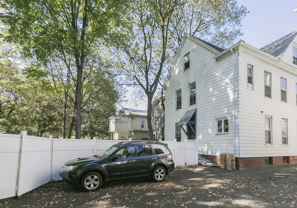 28 Edwards Street New Haven CT 06511