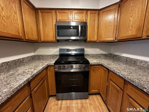 12 Canterbury Road Hamden CT 06514