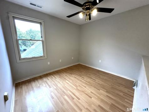 12 Canterbury Road Hamden CT 06514