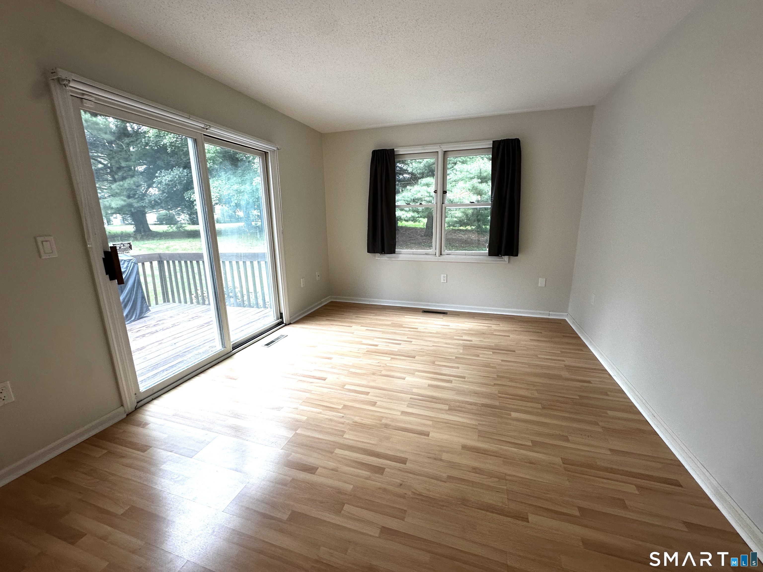 12 Canterbury Road Hamden CT 06514