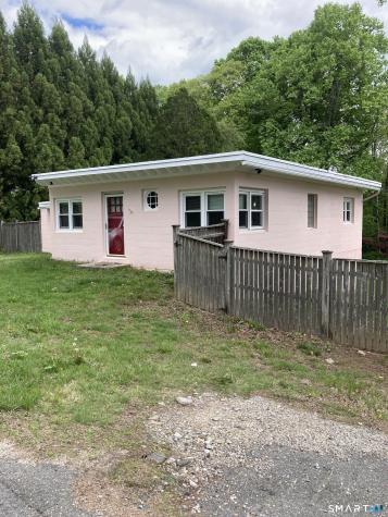 10 Phelps Lane Deep River CT 06417