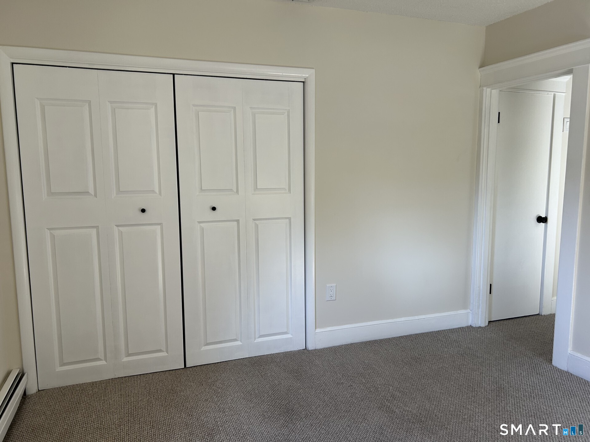 2561 Whitney Avenue Hamden CT 06518