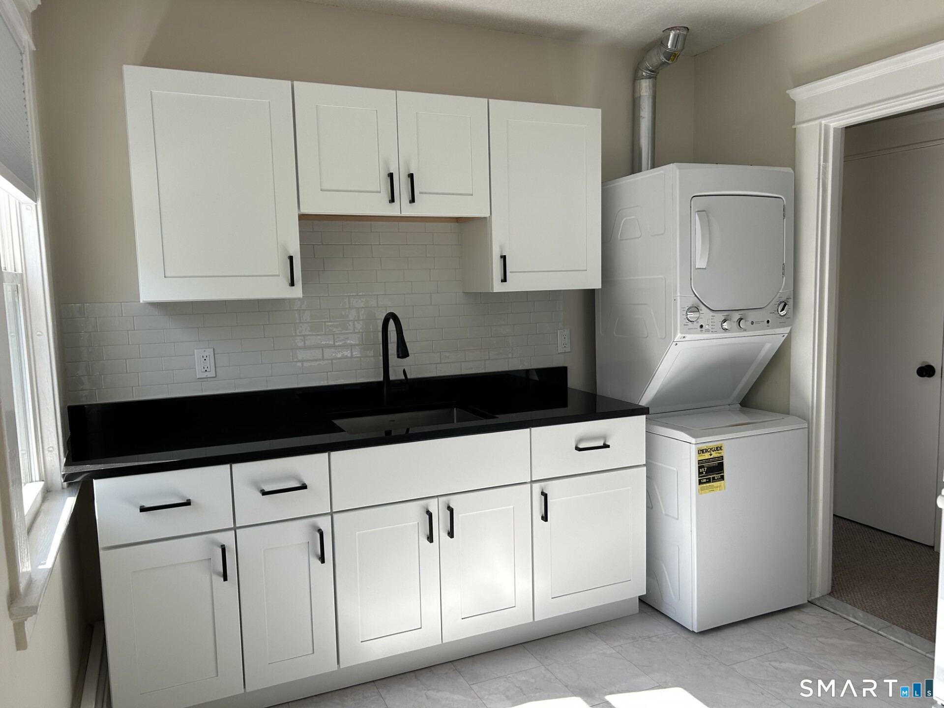 2561 Whitney Avenue Hamden CT 06518
