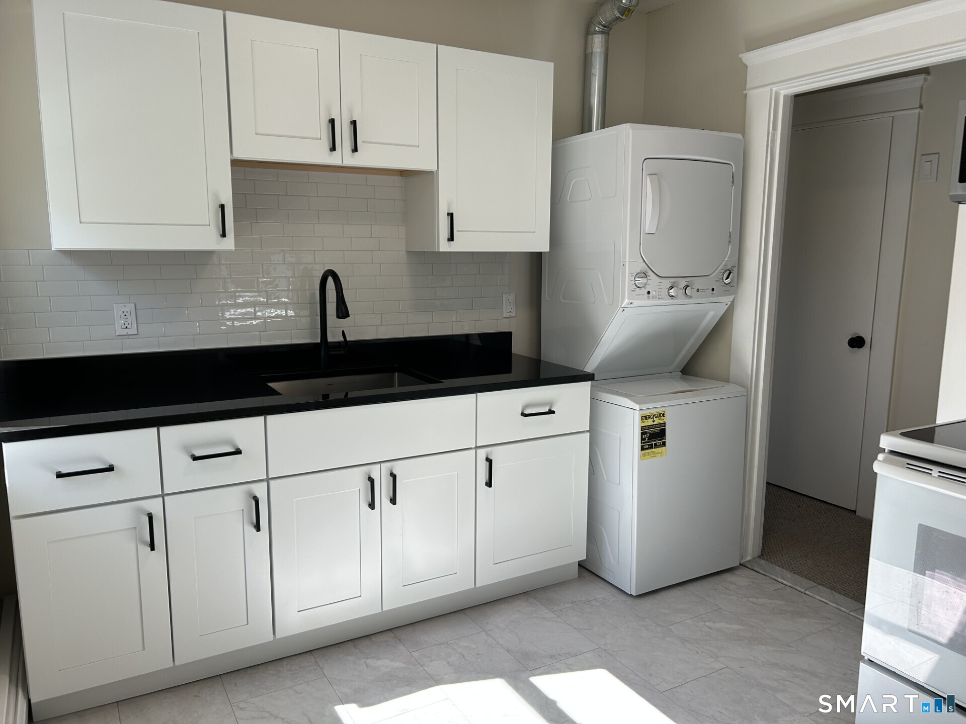 2561 Whitney Avenue Hamden CT 06518