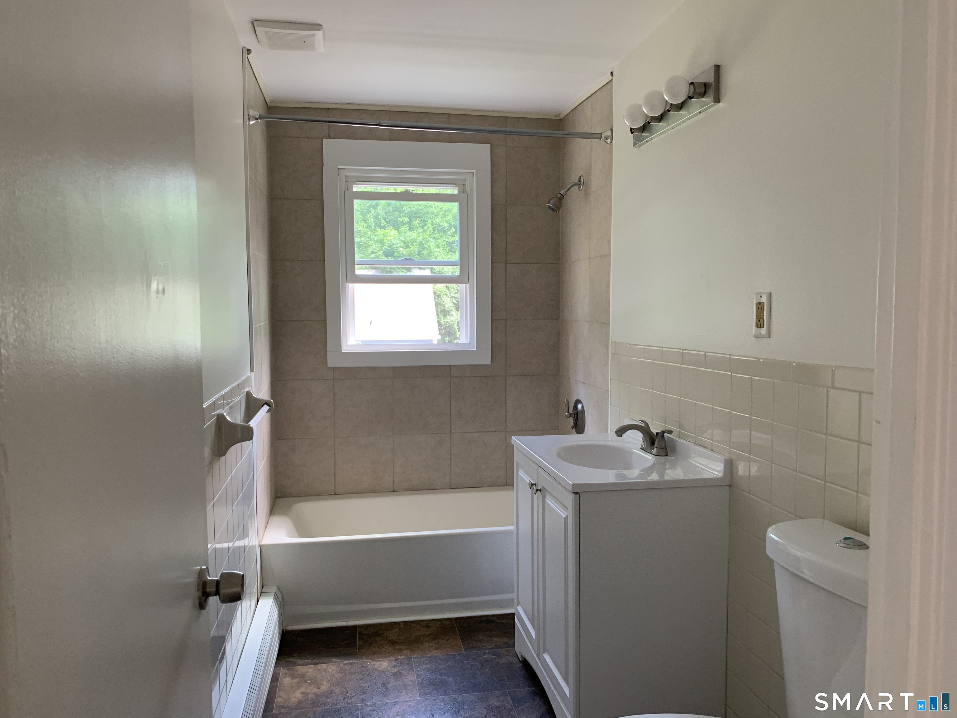 153 Eldridge Street Manchester CT 06040