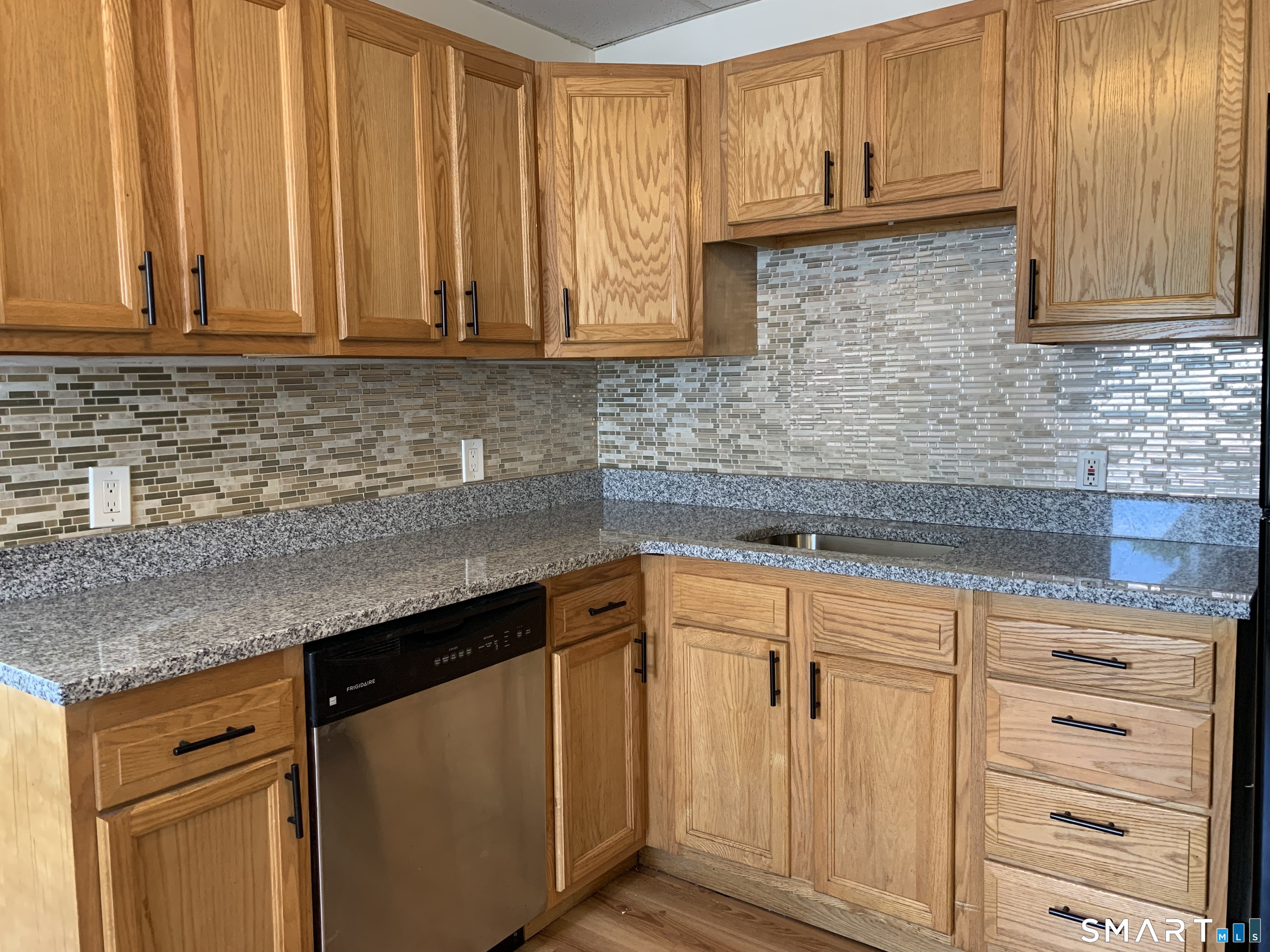 153 Eldridge Street Manchester CT 06040