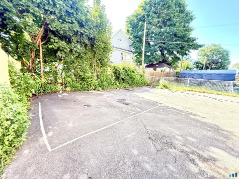 202 Sixth Street Bridgeport CT 06607