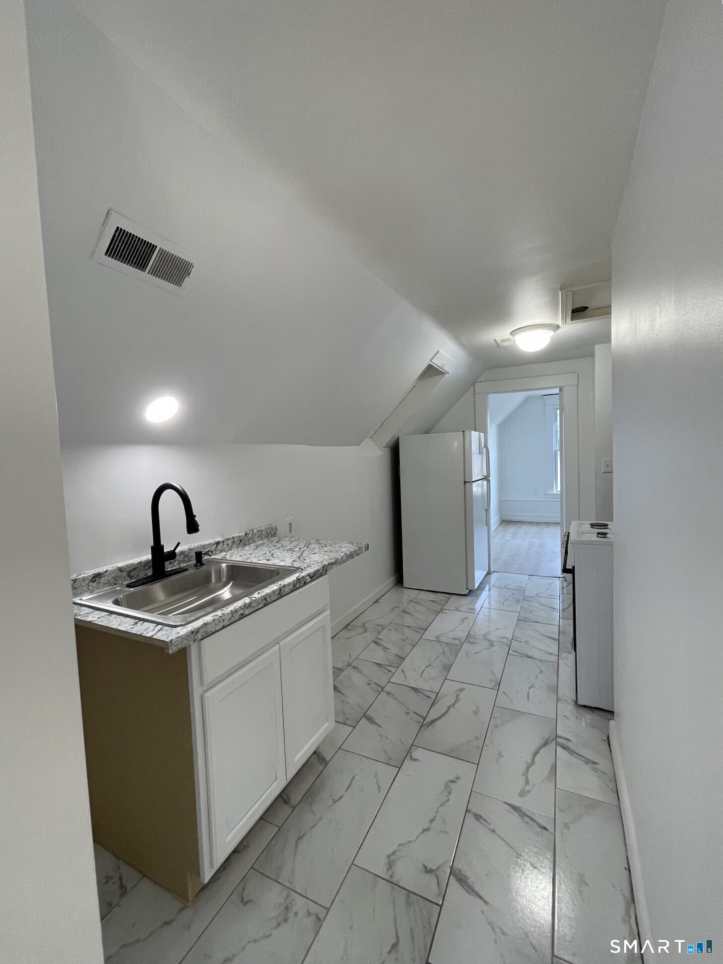 155 Lamson Street West Haven CT 06516