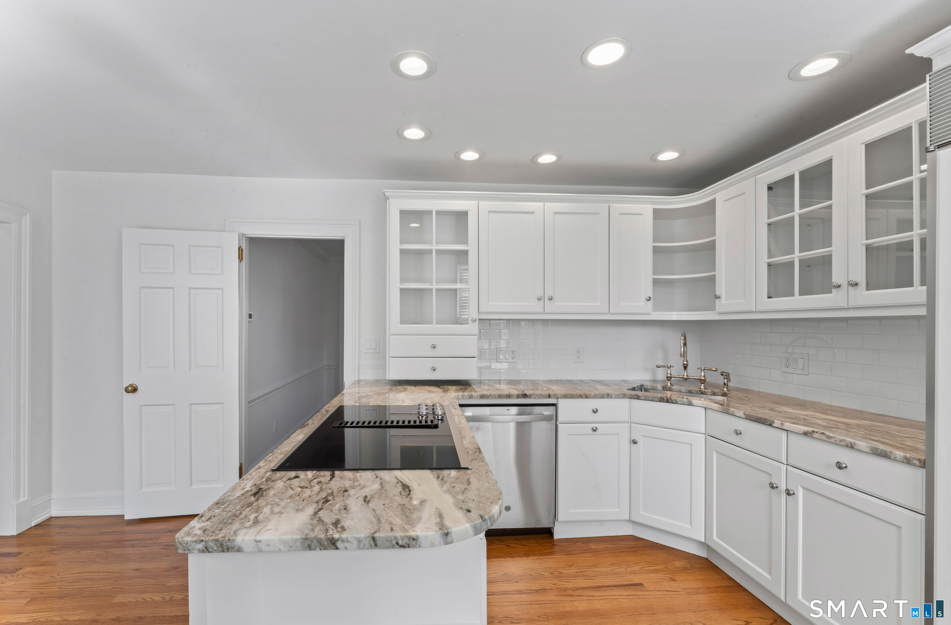 249 Main Street Fairfield CT 06890