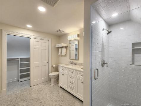 249 Main Street Fairfield CT 06890