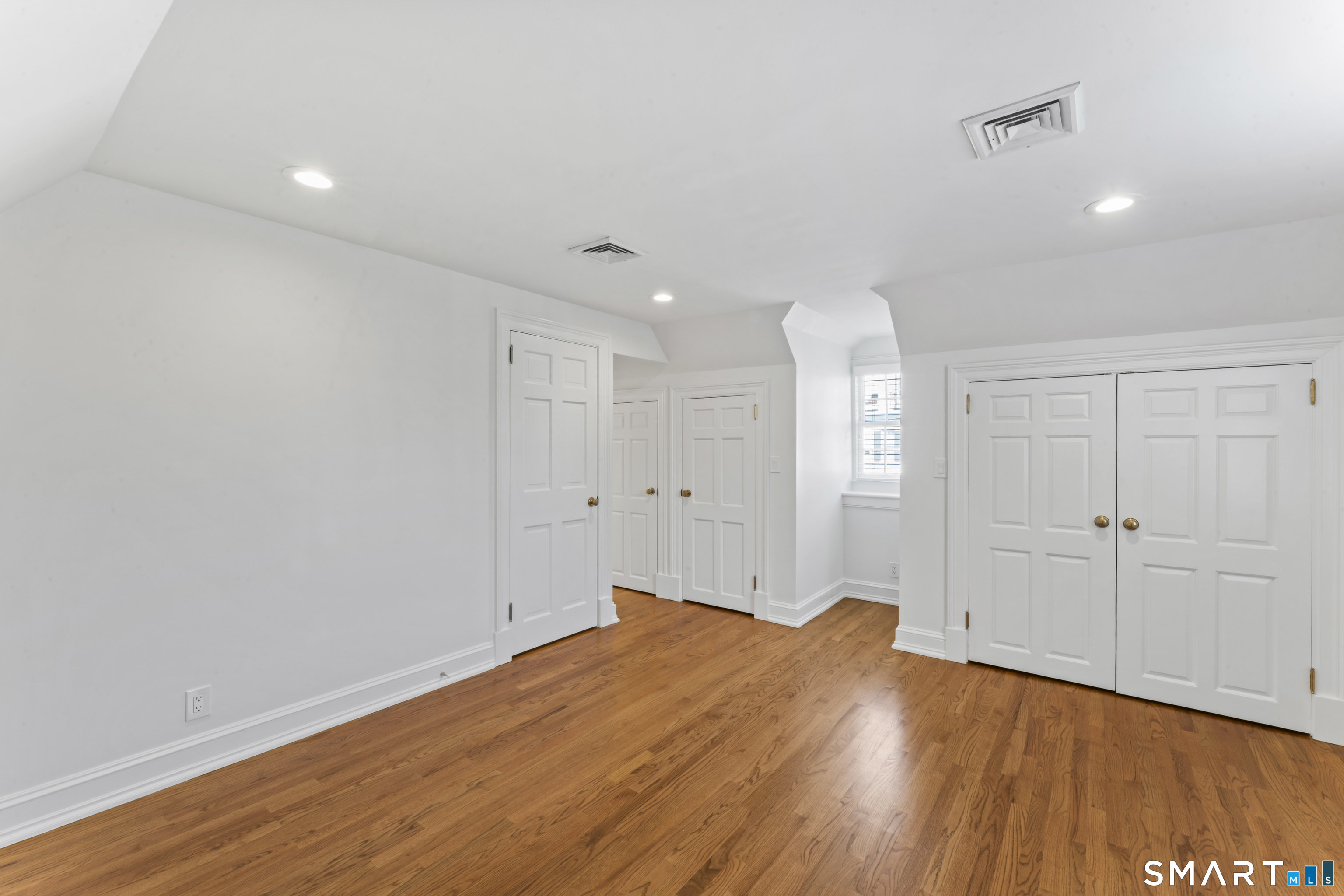 249 Main Street Fairfield CT 06890