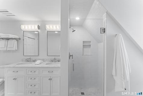 249 Main Street Fairfield CT 06890