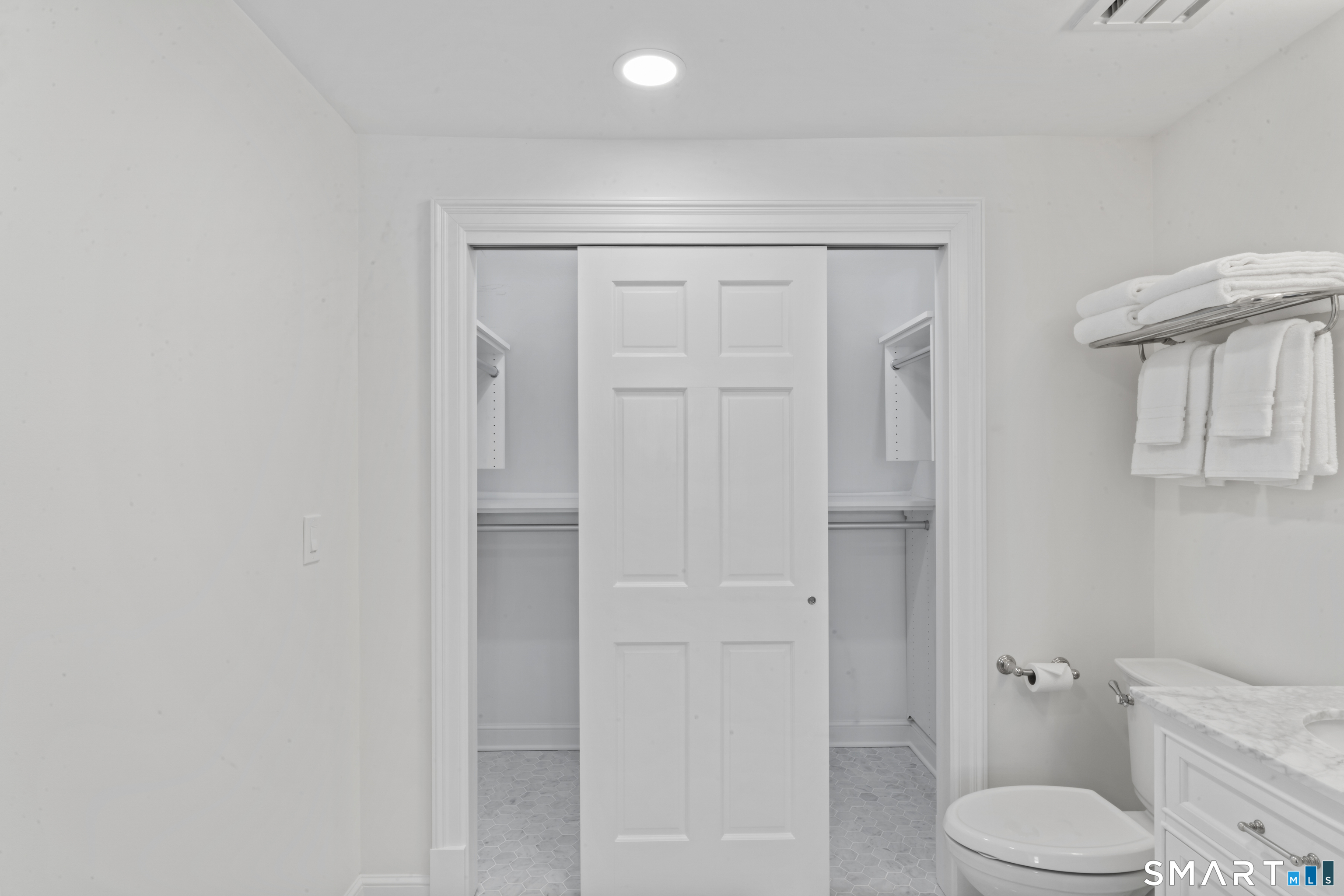 249 Main Street Fairfield CT 06890