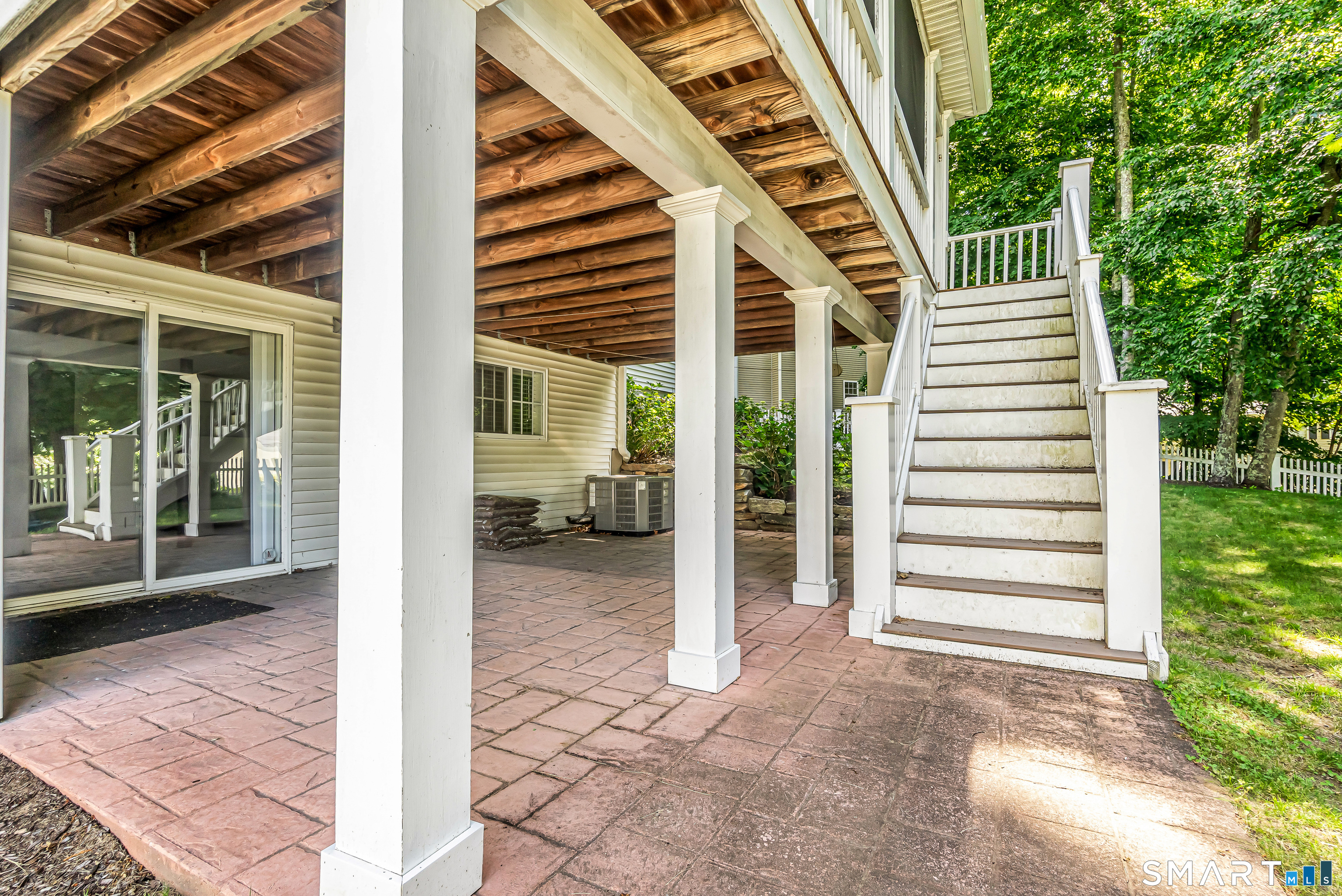 85 Old Colony Road Monroe CT 06468