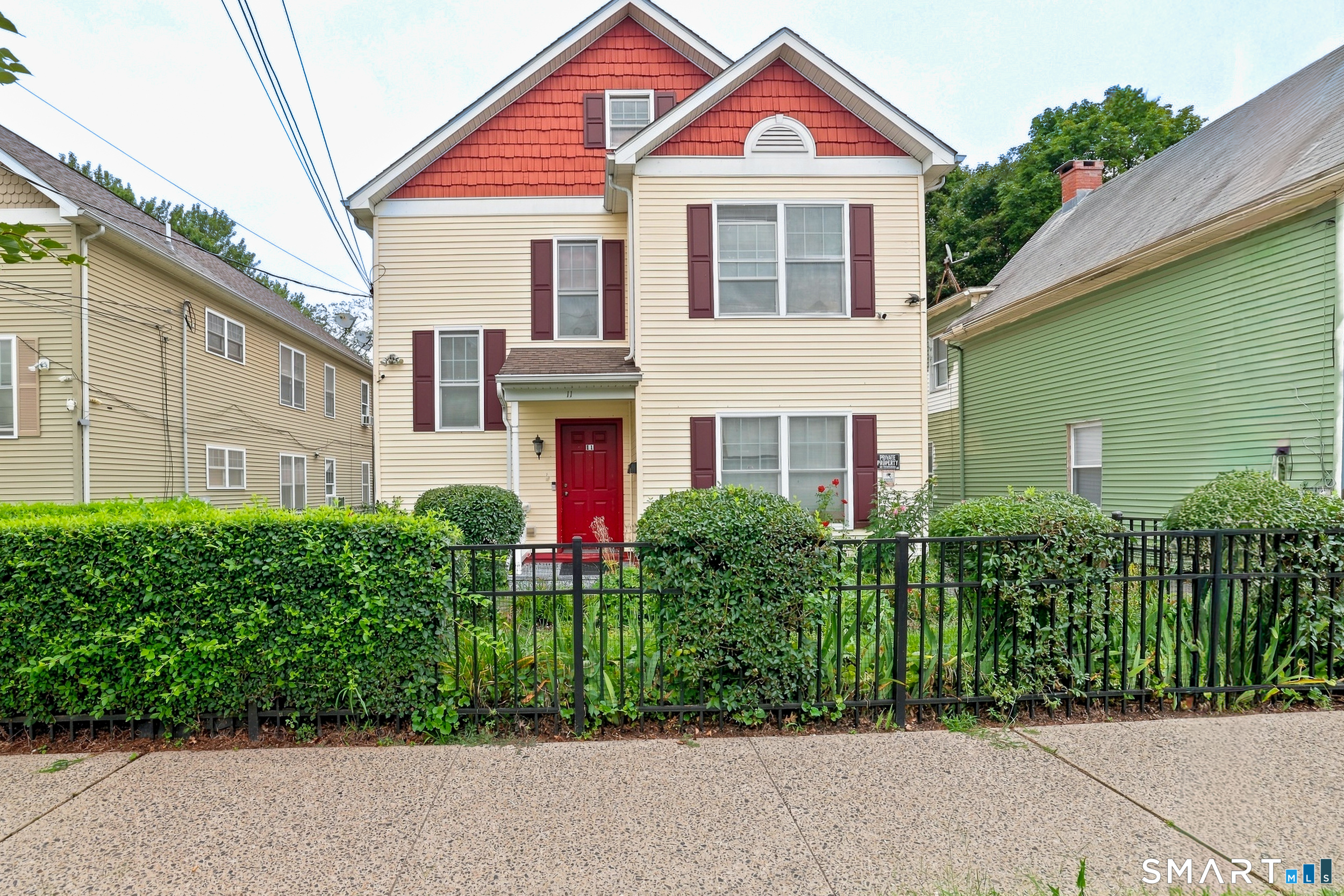 11 Button Street New Haven CT 06519