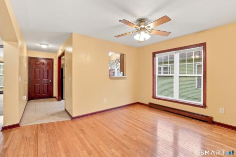 11 Button Street New Haven CT 06519