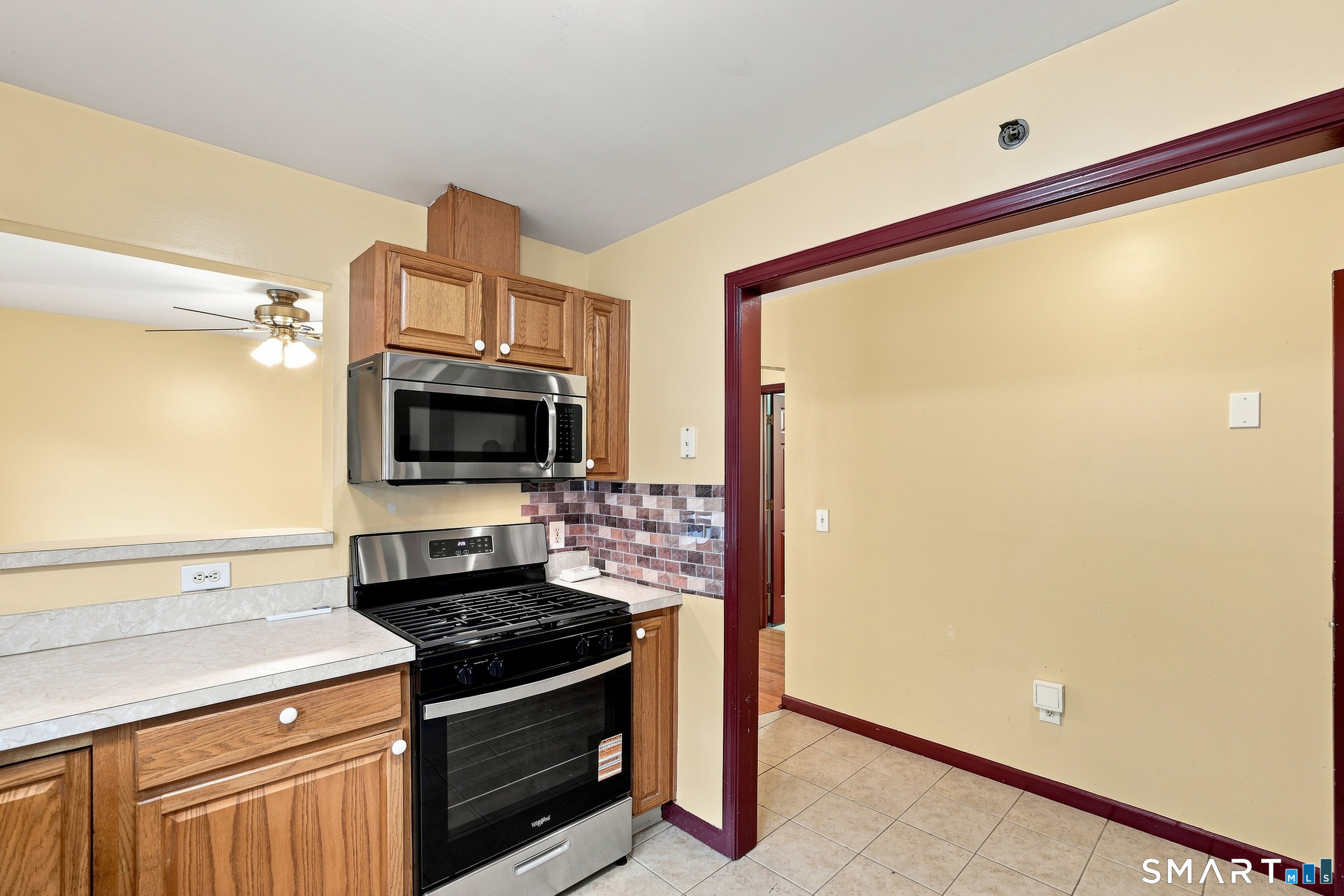 11 Button Street New Haven CT 06519