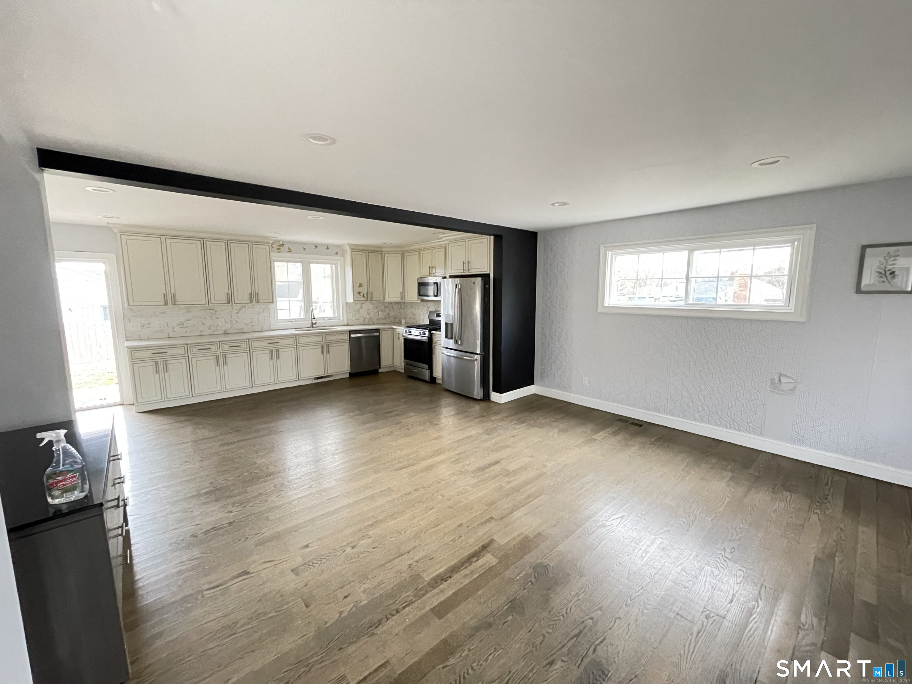 111 Vanguard Street Bridgeport CT 06606