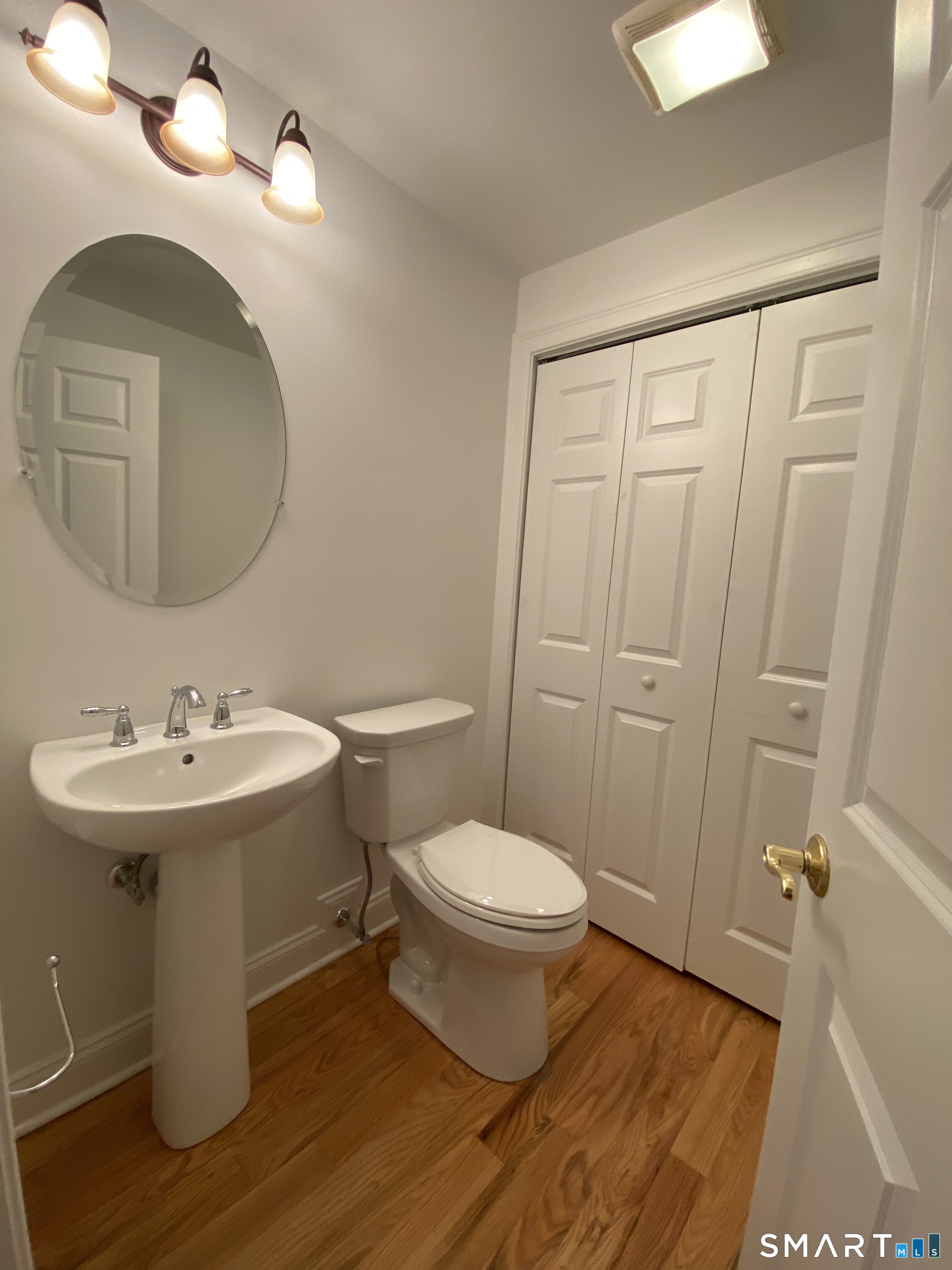 13 Rowland Farm Road Oxford CT 06478