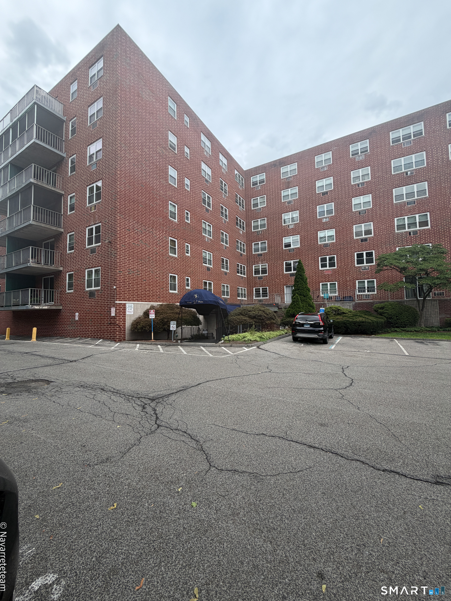 27 Northill Street Stamford CT 06907