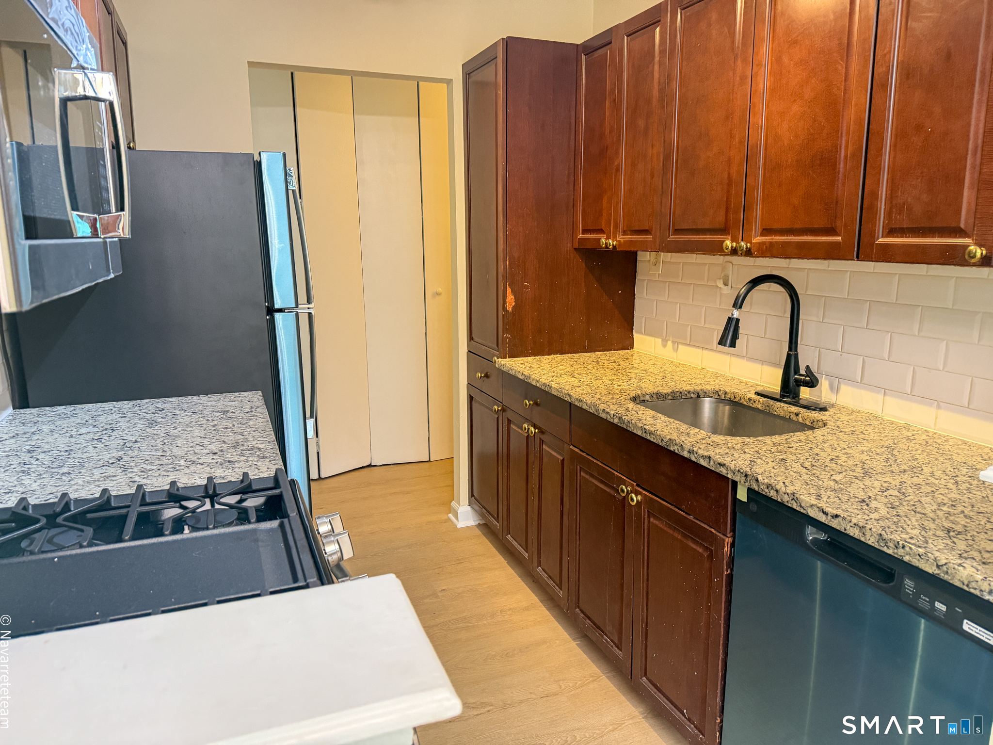 27 Northill Street Stamford CT 06907