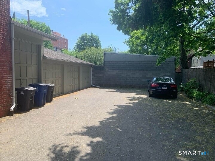 151.5 Bradley Street New Haven CT 06511