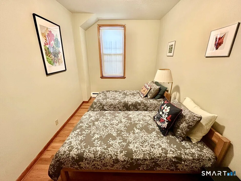 151.5 Bradley Street New Haven CT 06511