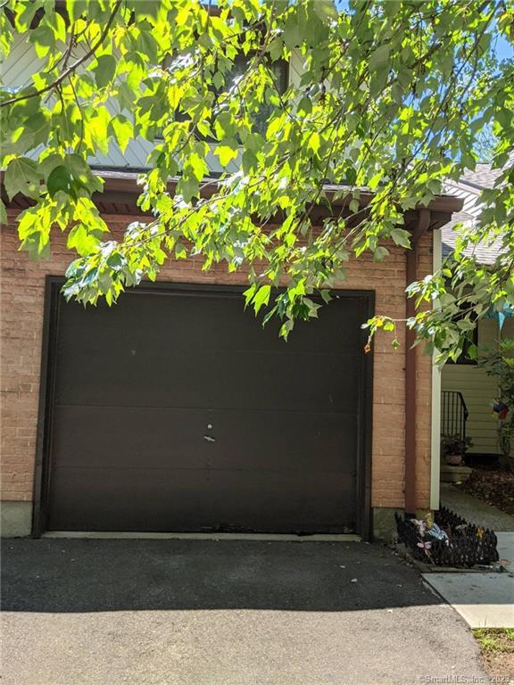 154 Oak Forest Drive Manchester CT 06042