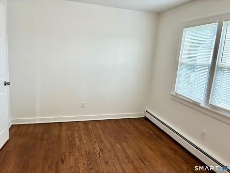 658 Beechmont Avenue Bridgeport CT 06606
