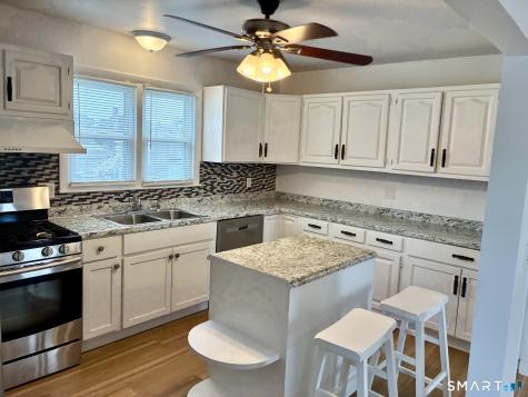 658 Beechmont Avenue Bridgeport CT 06606
