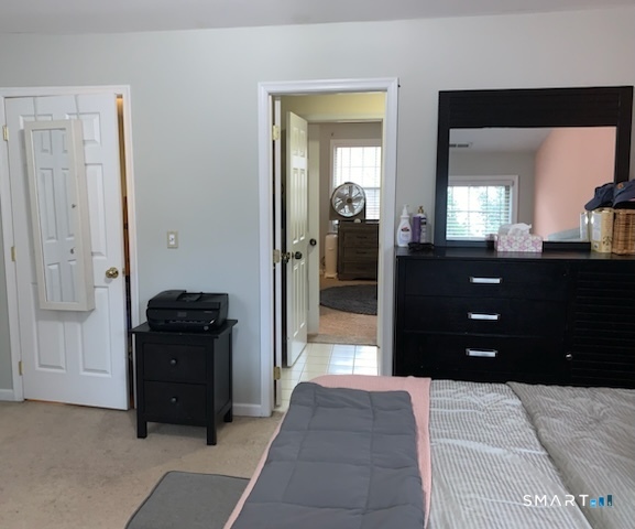19 Hawthorne Drive New London CT 06320