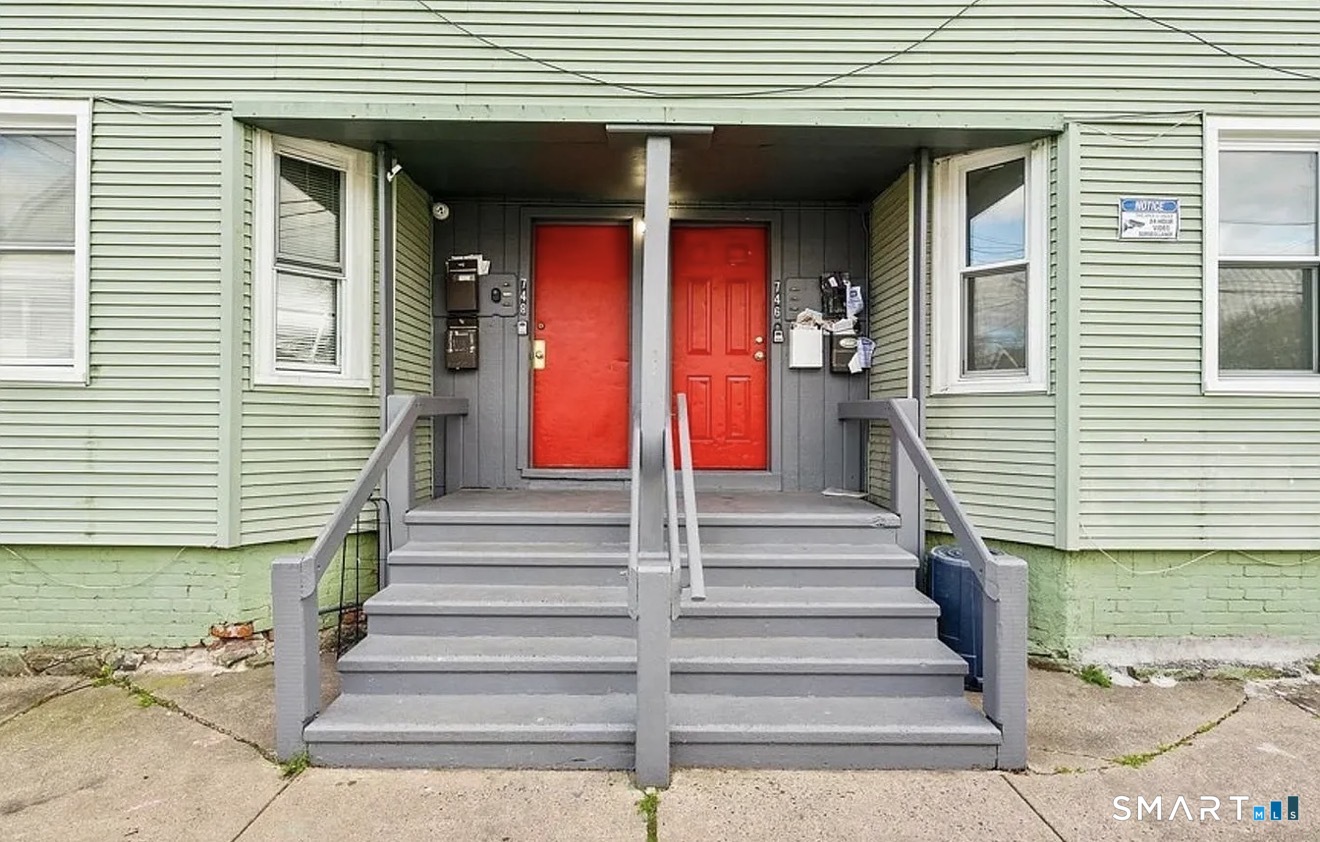 748 Maple Street Bridgeport CT 06608