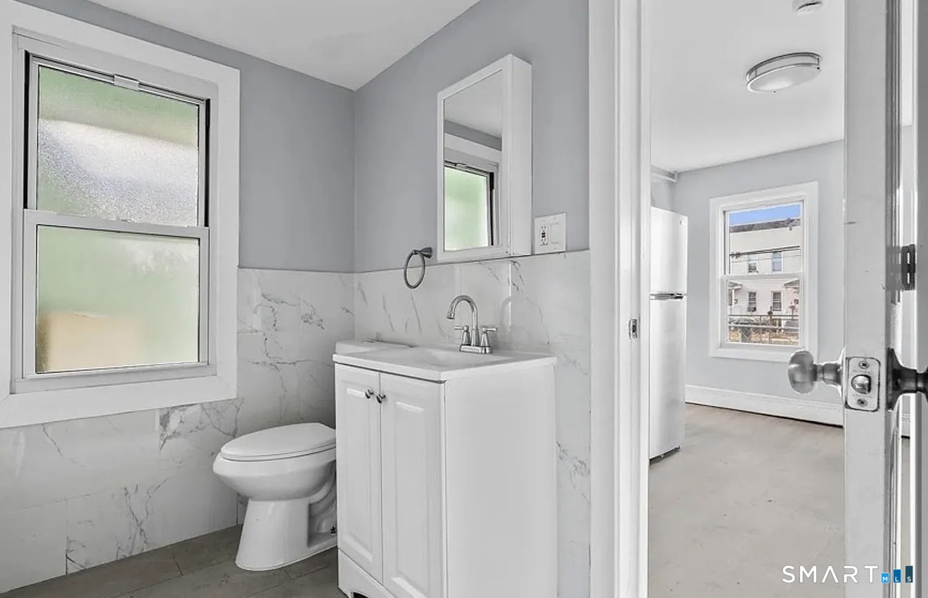 748 Maple Street Bridgeport CT 06608