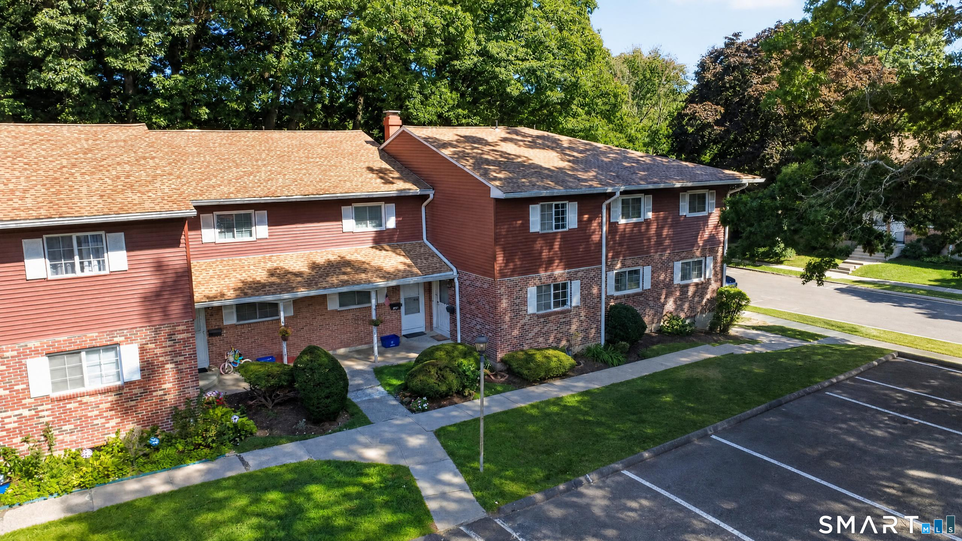 236 Edgemoor Road Bridgeport CT 06606