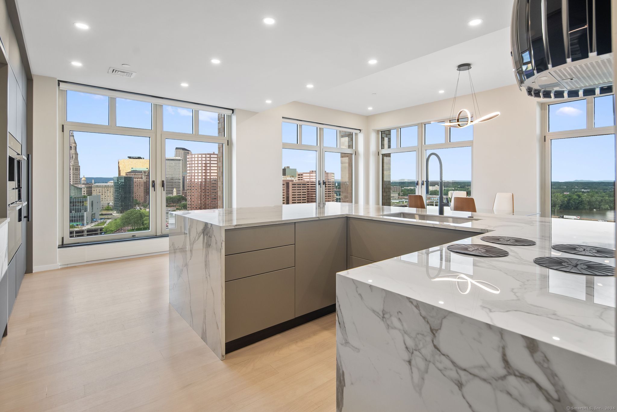 235 East River Drive East Hartford CT 06108