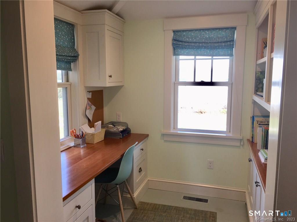 33 Ridgewood Avenue Madison CT 06443
