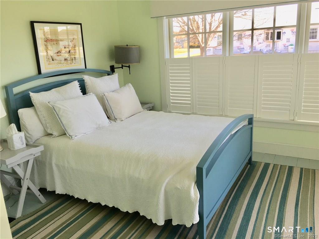 33 Ridgewood Avenue Madison CT 06443
