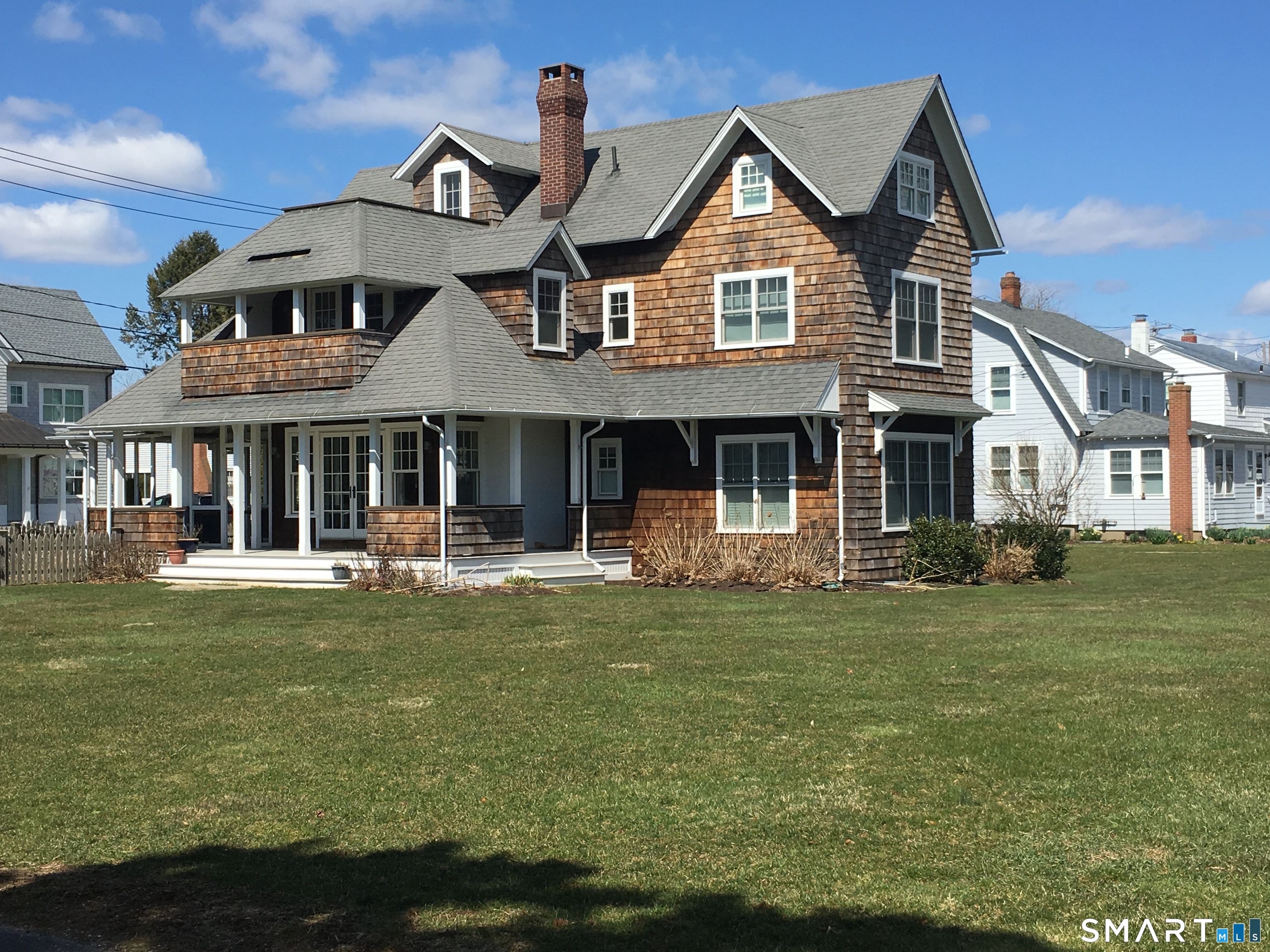 33 Ridgewood Avenue Madison CT 06443