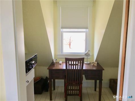33 Ridgewood Avenue Madison CT 06443