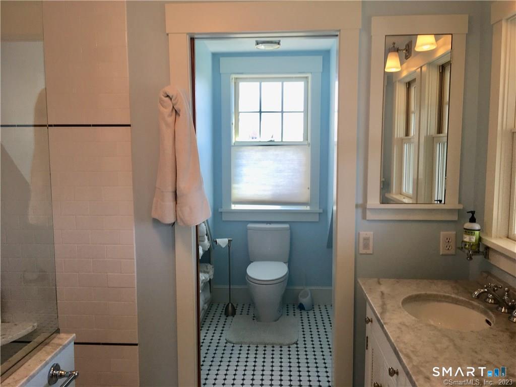 33 Ridgewood Avenue Madison CT 06443