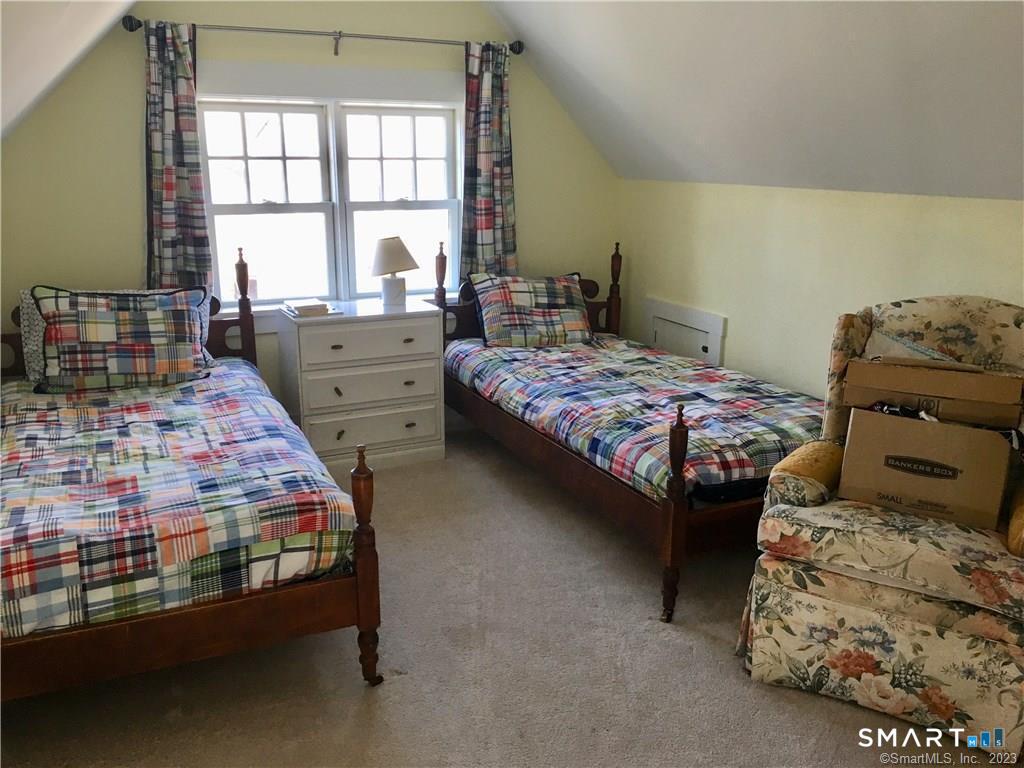 33 Ridgewood Avenue Madison CT 06443