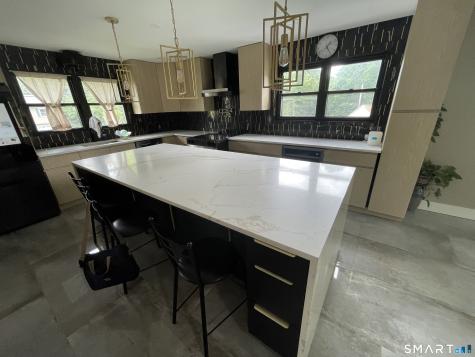88 Yale Avenue Milford CT 06460