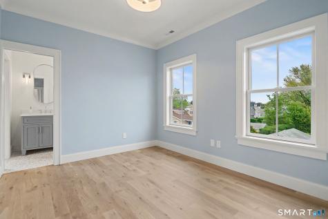 96 Clinton Streets Fairfield CT 06824