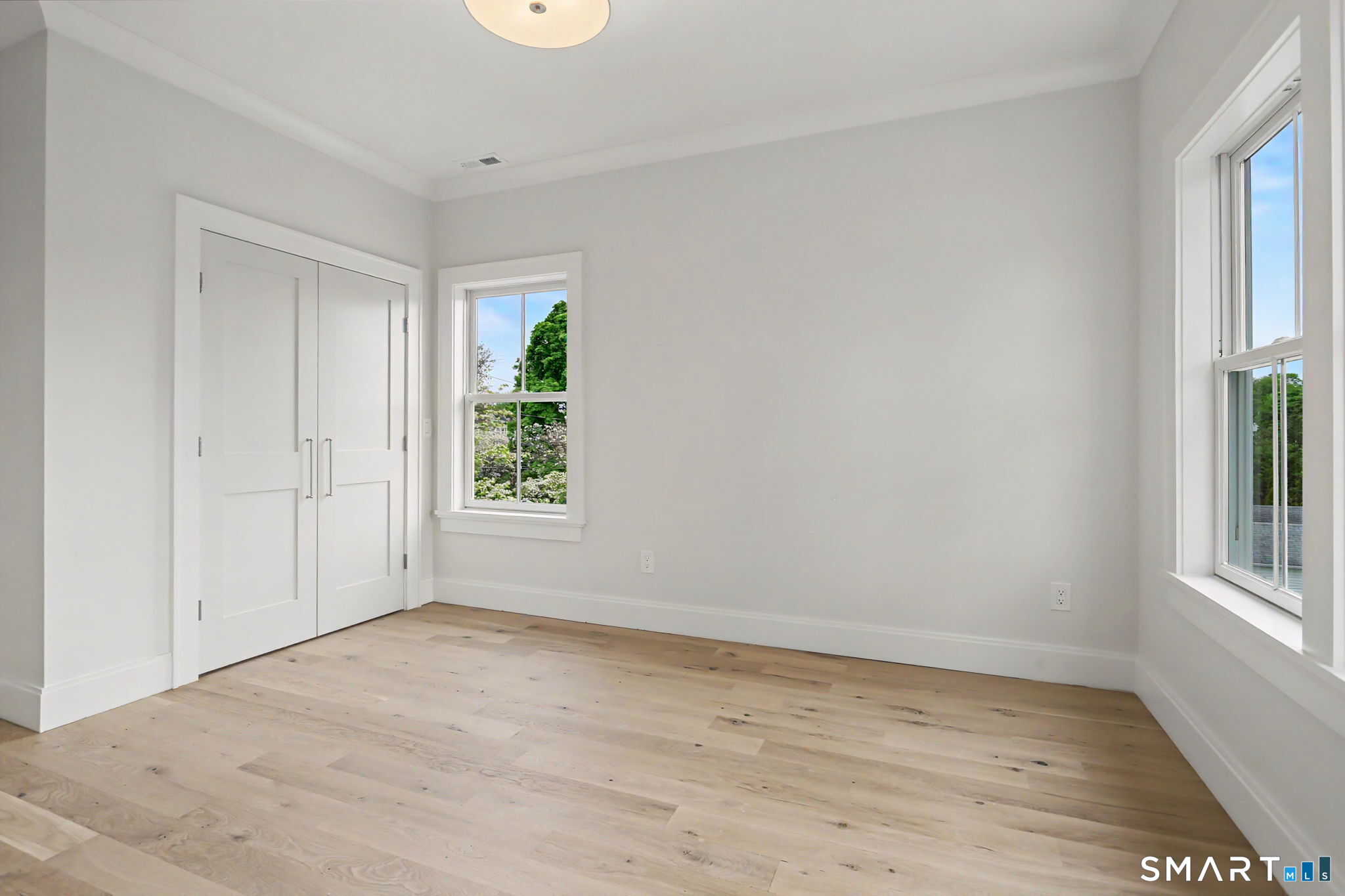 96 Clinton Streets Fairfield CT 06824