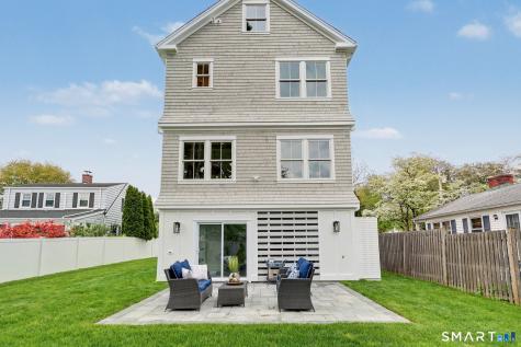 96 Clinton Streets Fairfield CT 06824