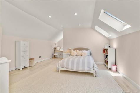 220 Burr Street Fairfield CT 06824