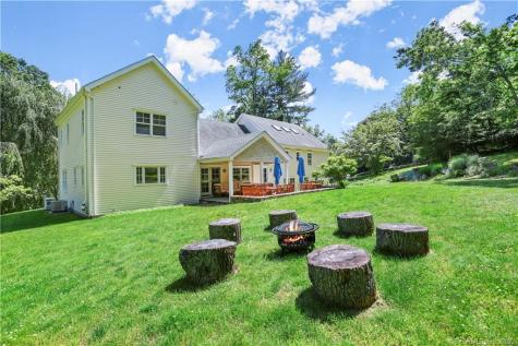 220 Burr Street Fairfield CT 06824