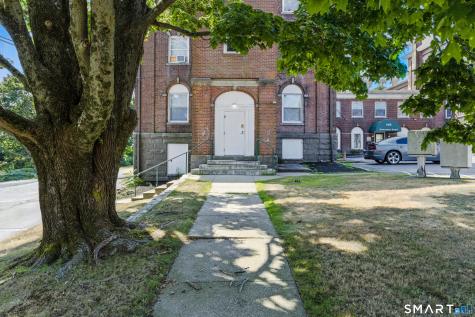 156 Garfield Avenue New London CT 06320