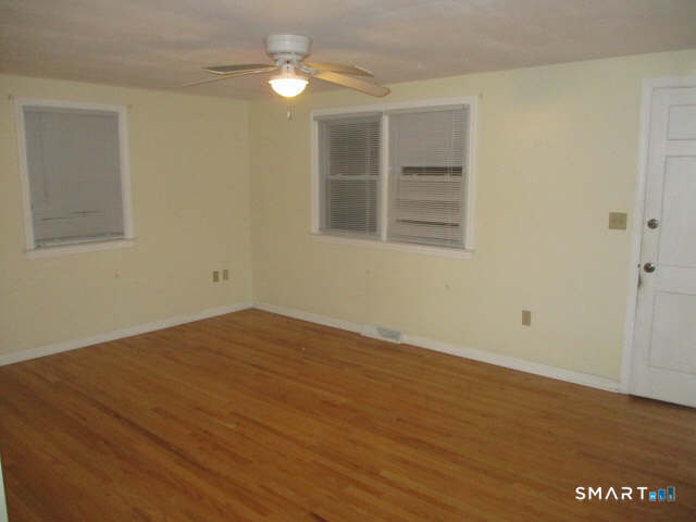 25 Mettler Street Woodbridge CT 06525
